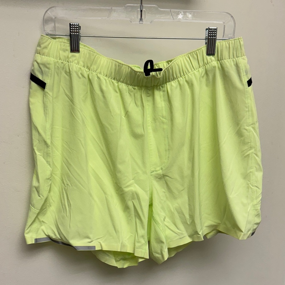 Vintage Lulu Lemon men’s Lime Athletic Shorts(unlined)M/L